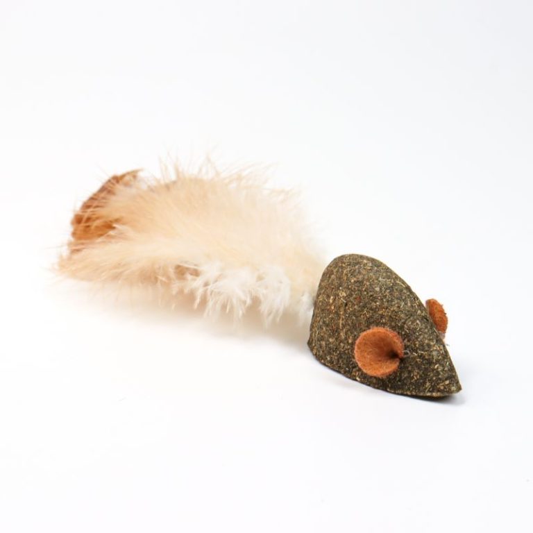 Silvervine Catnip Toy Mouse with Feather Tail