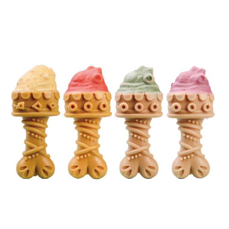 Grain-free ice cream for dogs with goat milk and real fruit