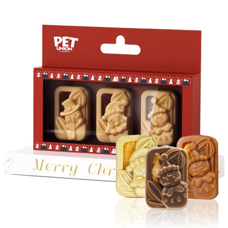 Xmas Dog Biscuits Peanut Butter Carob and Chicken Flavor